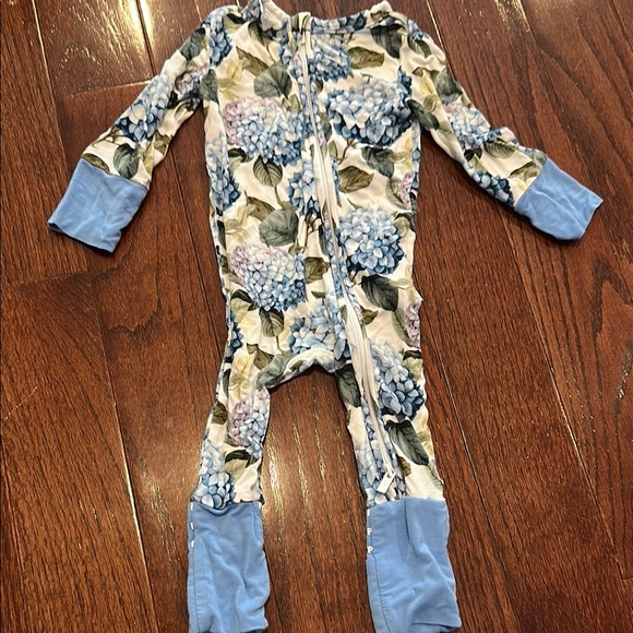 Posh Peanut 3-6 month romper set - Picture 2 of 9